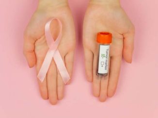 Un test del sangue per prevenire il cancro al seno