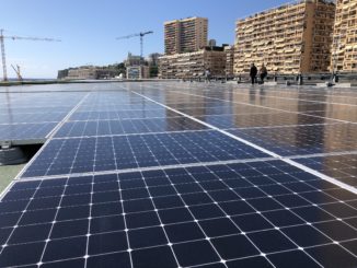 Il Principe inaugura la centrale fotovoltaica urbana del Grimaldi Forum realizzata dalla Smeg