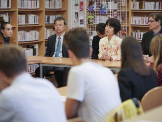 A Monaco gli studenti dell'ultimo anno del Liceo Abert I hanno incontrato la sopravvissuta di Hiroshima Noriko Sakashita