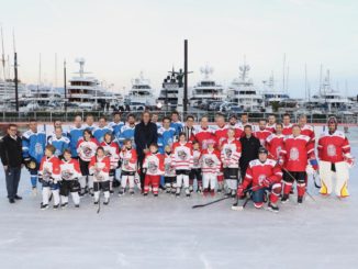 Sensibilizzare i popoli sul clima partendo dai ghiacci del Nord. Incontro presso la Fondation Prince Albert II (FPA2) con leggenda dell’hockey russo Slava Fetisov, ambasciatore per le Regioni polari del Programma ONU e poi partita di hockey alla pista di pattinaggio di Monaco