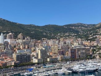 Guidare in Italia un veicolo targato Principato di Monaco con patente italiana è vietato