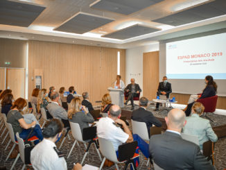 Conferenza sulle dipendenze giovanili a Monaco diffuso dall'Istituto di Statistica Monegasco (IMSEE) e dall'ESPAD