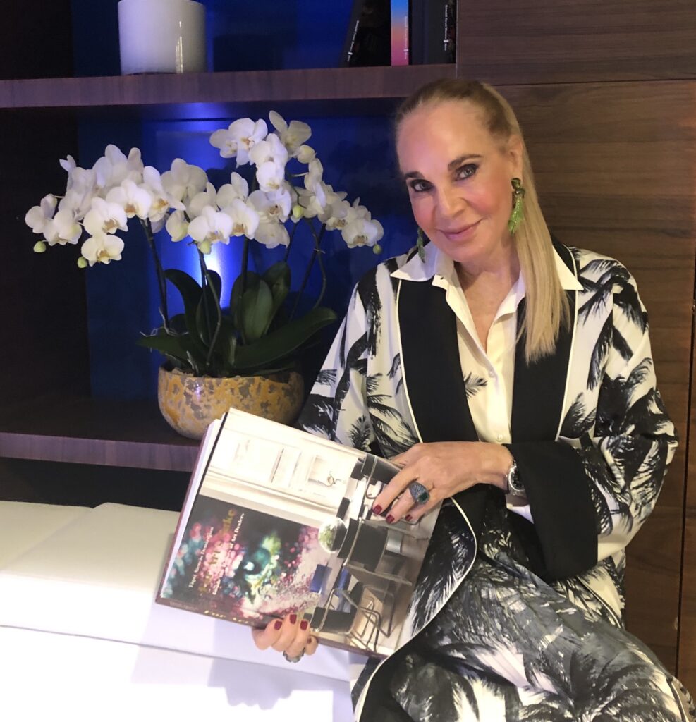 Tiqui Atencio Demirdjian, ha presentato il suo libro d'arte intitolato "For Art's Sake: Inside the Homes of Art Dealers" al Grimaldi Forum di Monaco