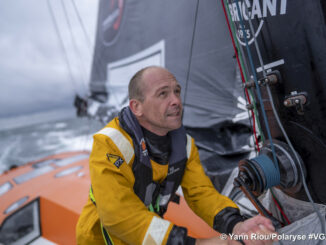 Salvataggio di Kevin Escoffier alla Vendée Globe da parte di Jean Le Cam. Lo racconta Boris Herrmann