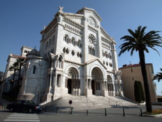 8 dicembre Il Principato di Monaco Celebra l'Immacolata Concezione in Cattedrale