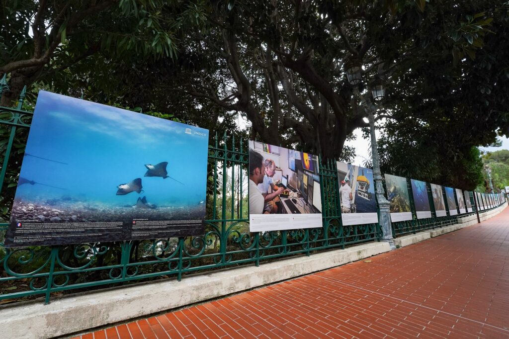 Esposizione fotografica nei giardini Saint Martin delle Esplorazioni di Monaco