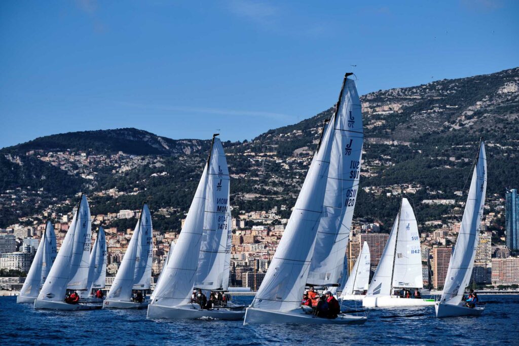 L'equipaggio guidato da Claudia Rossi a bordo di Petite Terrible-Adria Ferries ha vinto la prima manche dello Sportsboat Winter Series nella baia di Monaco