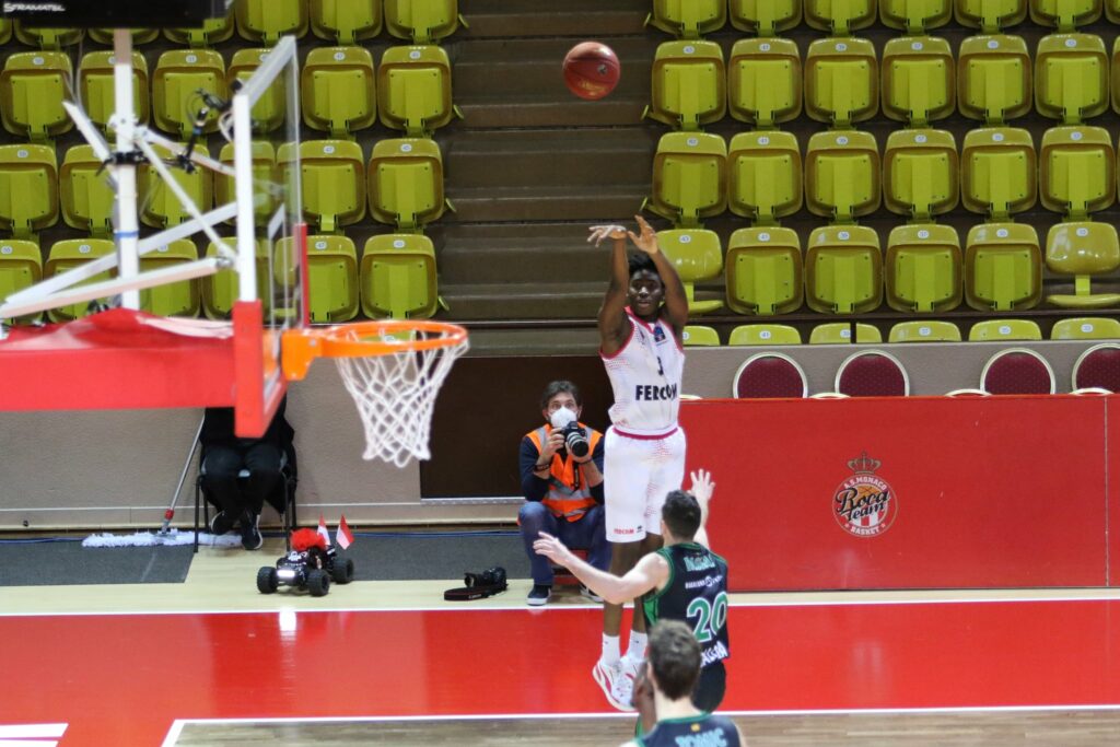 EuroCup basket: l'ASMonaco basket ha battuto gli spagnoli del Badalona 97 a 82 e guida la classifica