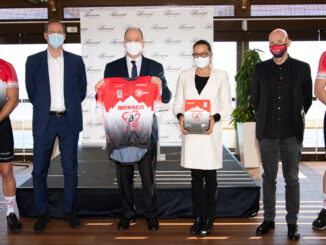 I Carabinieri del Principe di Monaco indosseranno durante le gare di ciclismo le maglie con i colori di Fight Aids Monaco, l'associazione fondata dalla Principessa Stéphanie