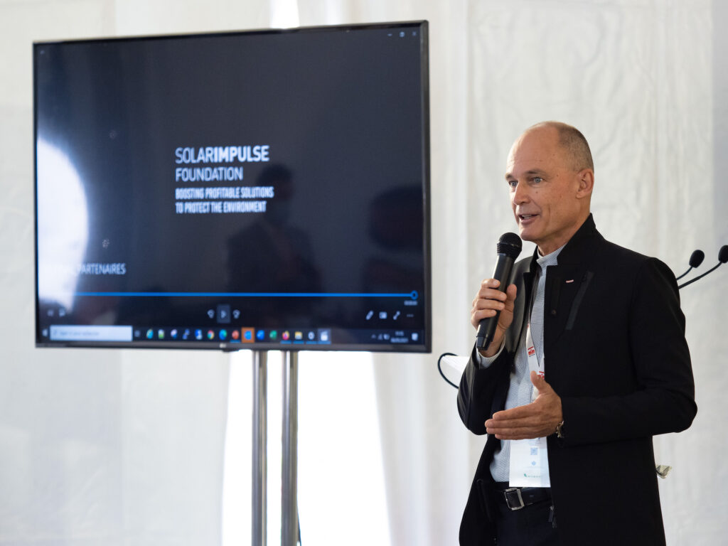 Bertrand Piccard ha presentato il suo progetto Mille soluzioni per un mondo più tecnologico, ambientalista e con crescita economica