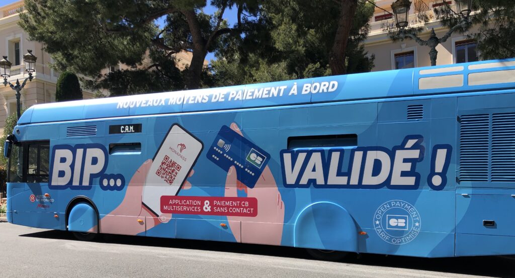 Il biglietto del bus nel Principato di Monaco potrà essere pagato con l'App MonaPass o con carta di credito CB