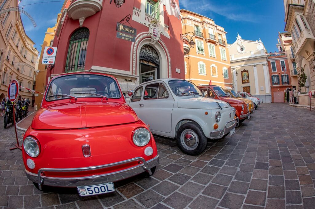 Domenica  19 settembre il Club Fiat 500 Monte-Carlo organizza la 3a edizione della Passeggiata di fine estate.Partenza dal Principato direzione Dolceacqua e Rocchetta Nervina.