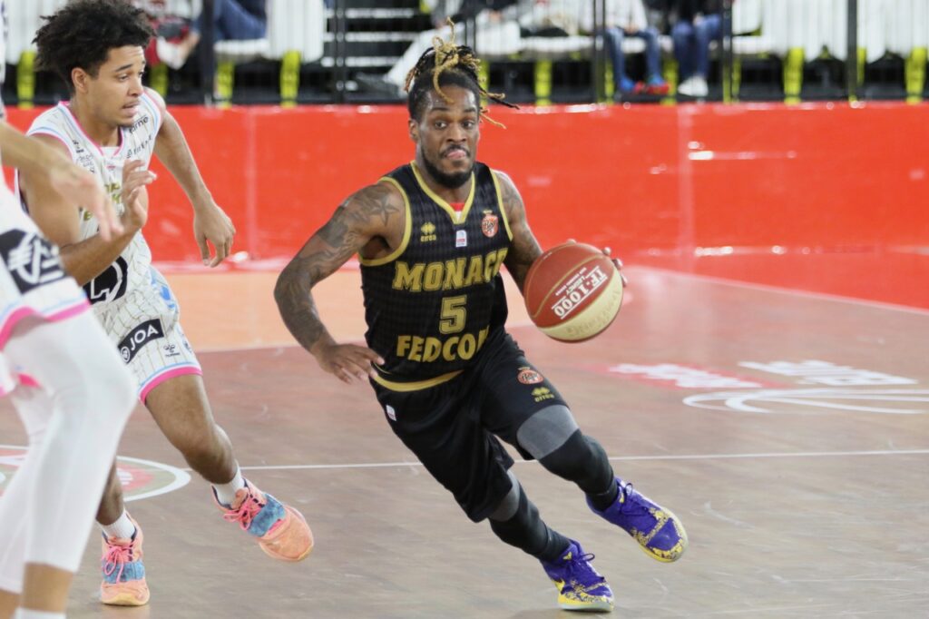 Basket: la Roca Team vince contro Chalôns Reims 90 a 83