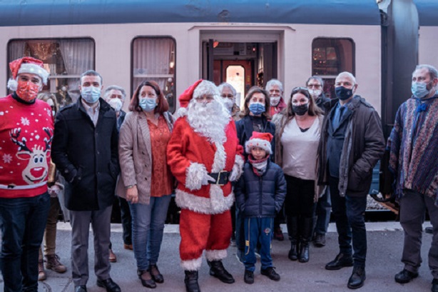 Il ministro degli esteri di Monaco Laurent Anselmi partecipa al Natale per i bambini della Roya