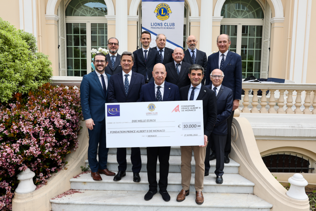 Il Lions Club di Monaco dona 10 mila euro alla FPA2 per sostenere l'Iniziativa Pelagos