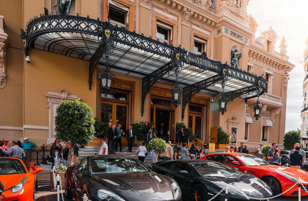 Allerta alla prudenza ai conducenti di auto di grossa cilindrata a Monaco, saranno rafforzate le misure di controllo durante i Gran Premi e Top marque