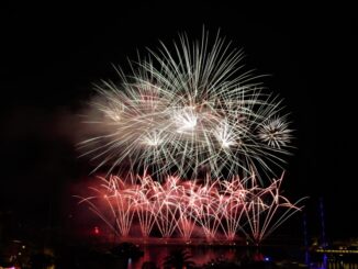 SABATO 13 agosto serata di fuochi d artificio sul porto Hercule del Principato di Monaco
