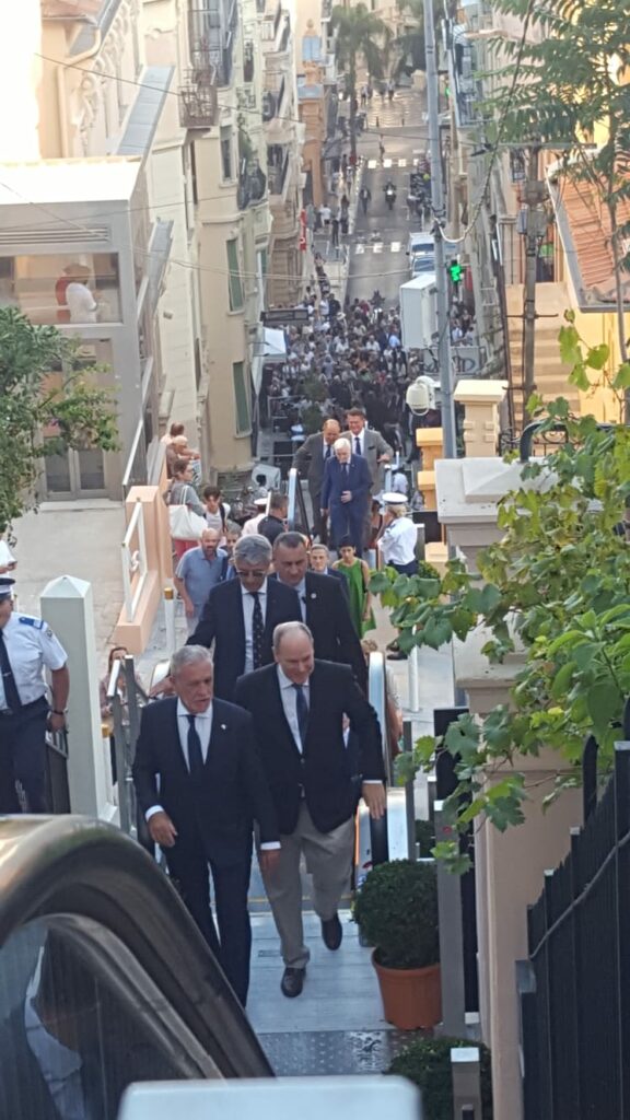 Il Principe Albert II con il sindaco Gérard Spinelli ha inaugurato le scale mobili di Beausoleil