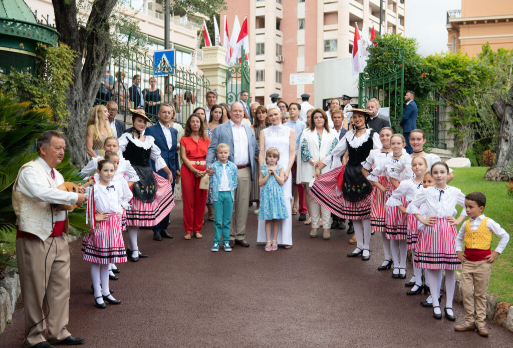  il Comune di Monaco ha organizzato "U Cavagnëtu", il tradizionale pic-nic dedicato ai monegaschi a cui hanno presenziato i Principi di Monaco.