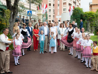 il Comune di Monaco ha organizzato "U Cavagnëtu", il tradizionale pic-nic dedicato ai monegaschi a cui hanno presenziato i Principi di Monaco.
