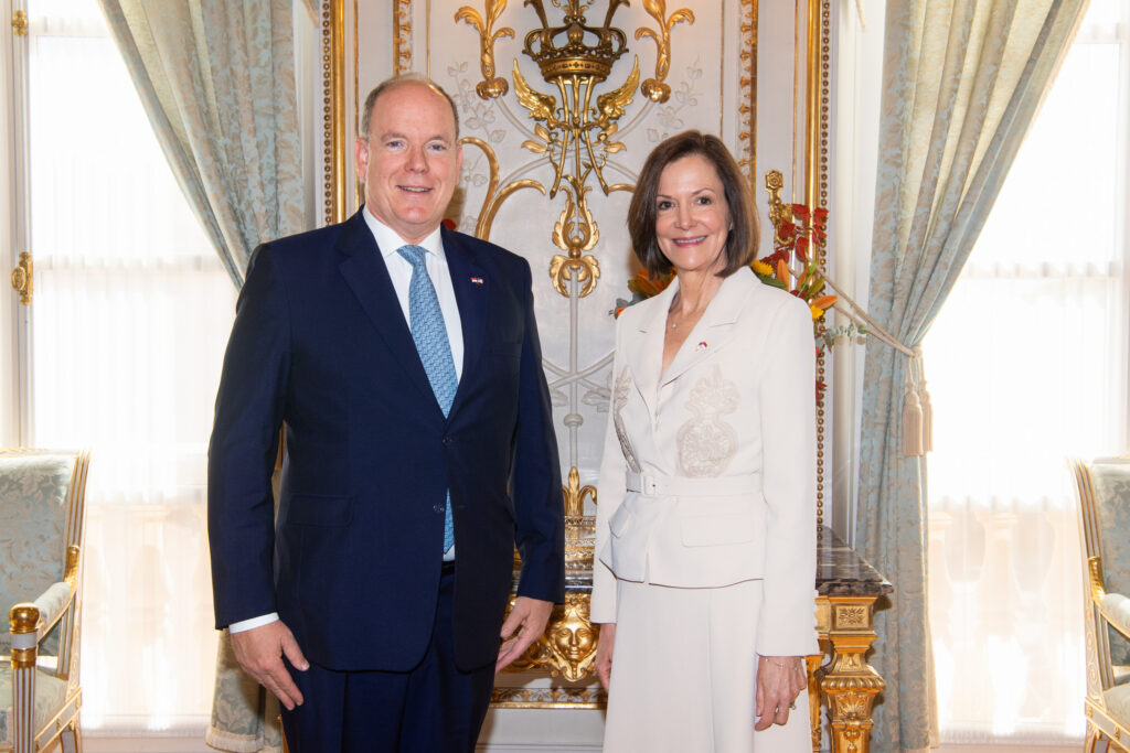 S.A.S. il Principe Alberto II ha ricevuto a Palazzo, Denise Campbell Bauer, nuovo Ambasciatore Straordinario e Plenipotenziario degli Stati Uniti presso la Repubblica Francese e il Principato di Monaco