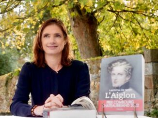 Il Premio letterario Combourg 2023 è andato alla storica Laetitia de Witt che a Monaco aveva presentato il libro "L'Aiglon, le rêve brisé de Napoléon"