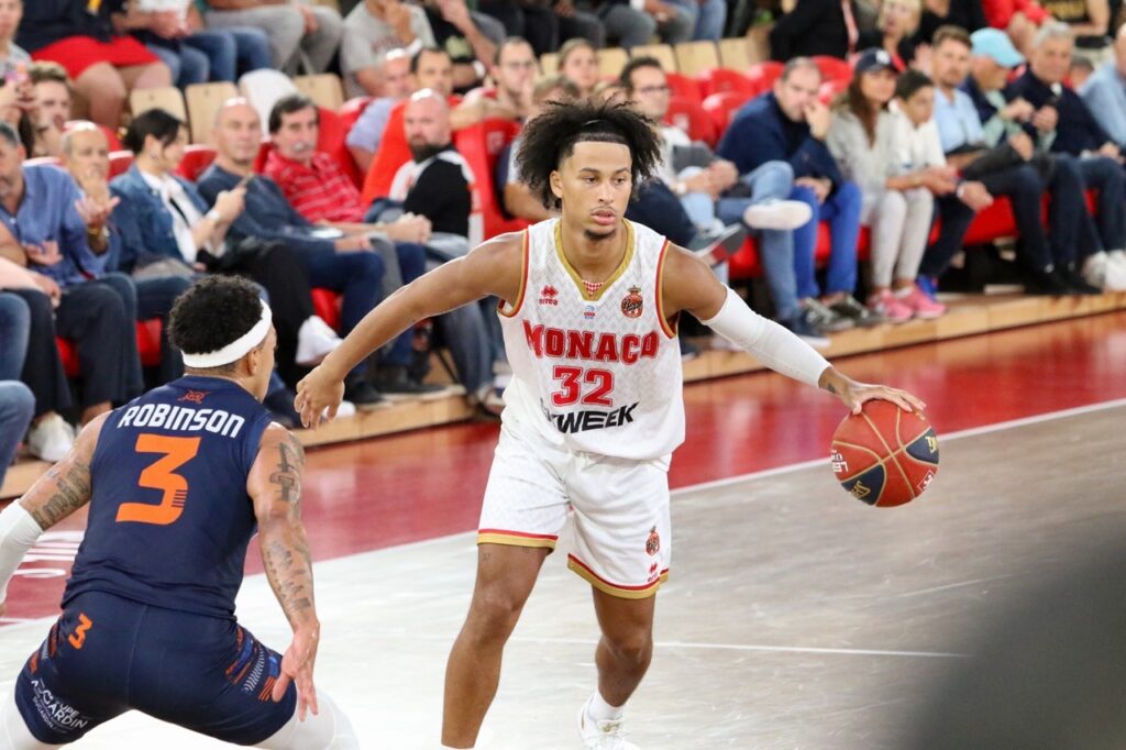 Quarta vittoria consecutiva per la Roca Team nel campionato di Francia Betclic Élite che ha battuto Gravelines-Dunkerque 95 a 85.