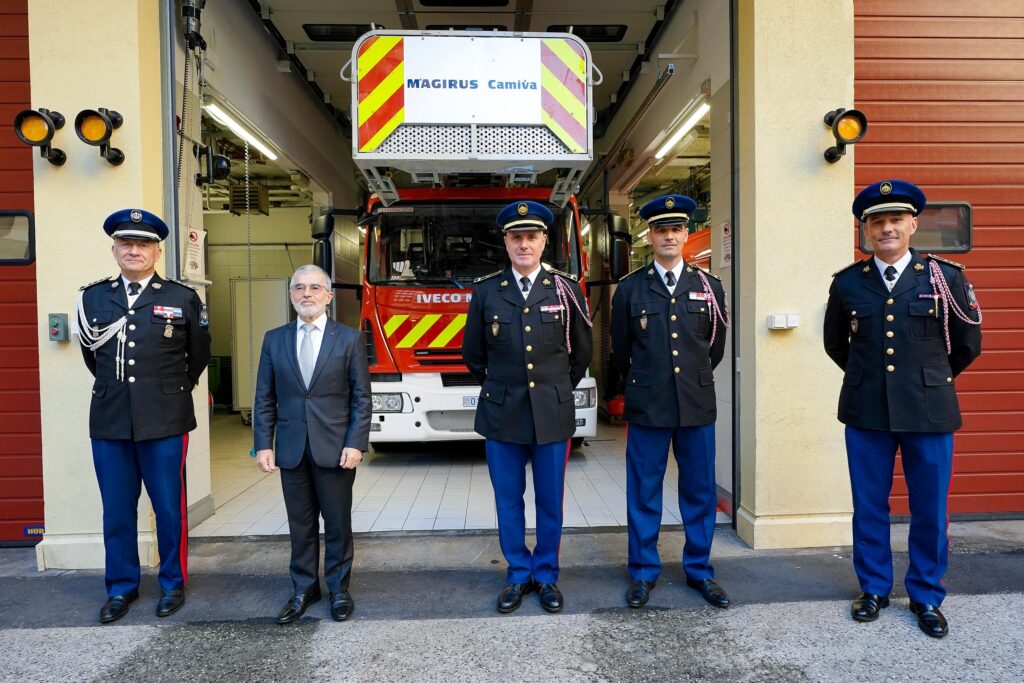 Cambio di comandi al centro emergenza de la Condamine