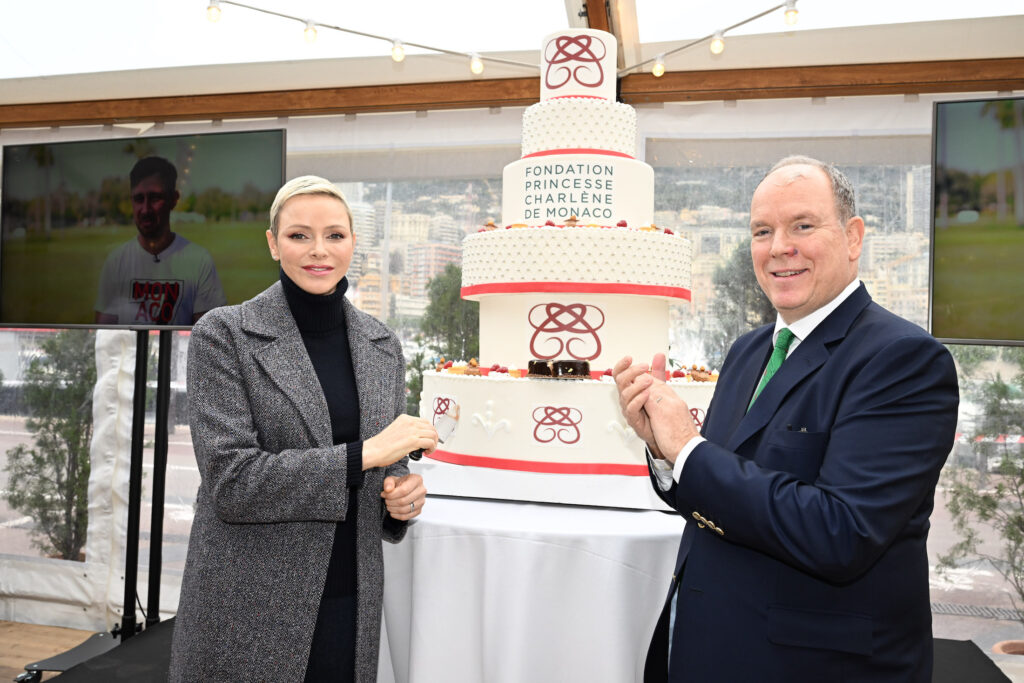 La Principessa Charlene di Monaco ha festeggiato 10 anni della sua Fondazione