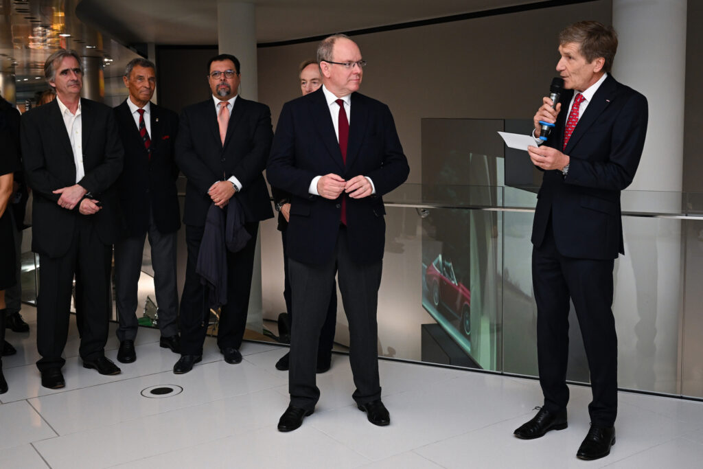 Therry Boutsen ha presentato ufficialmente il "Cercle des Amis de la Collection des Voitures du Prince" in presenza di Albert II e l'apertura della mostra dedicata a Porsche