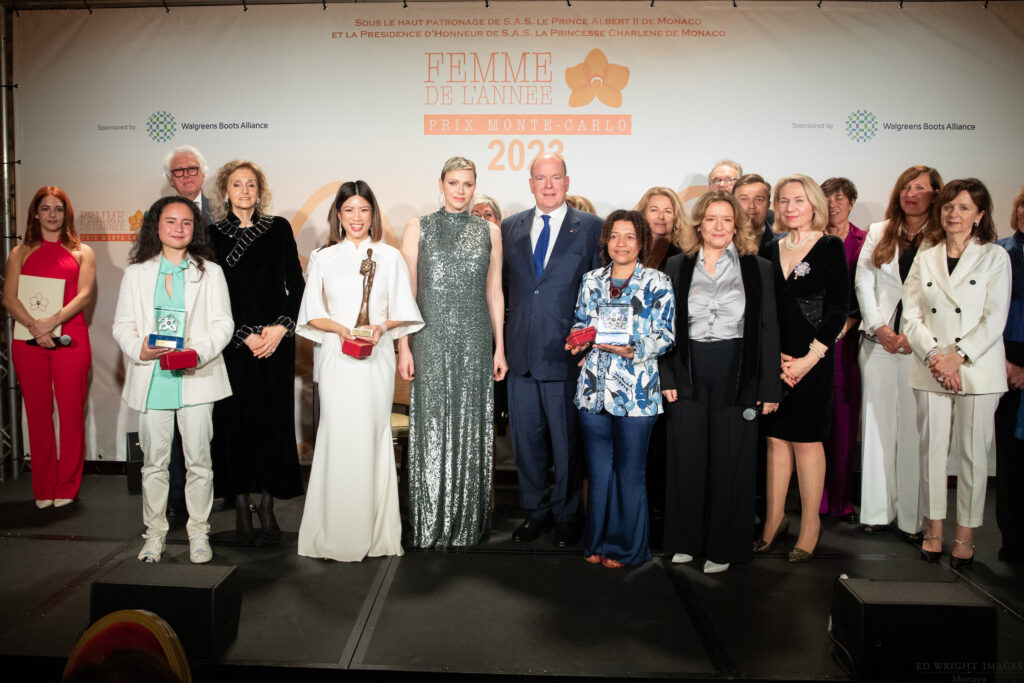 L'11a edizione del Prix Monte-Carlo Femme de l'Année ideata da Cinzia Sgambati Colman ha visto tre vincitrici alla presentza dei Principi Alberto e Charlene.