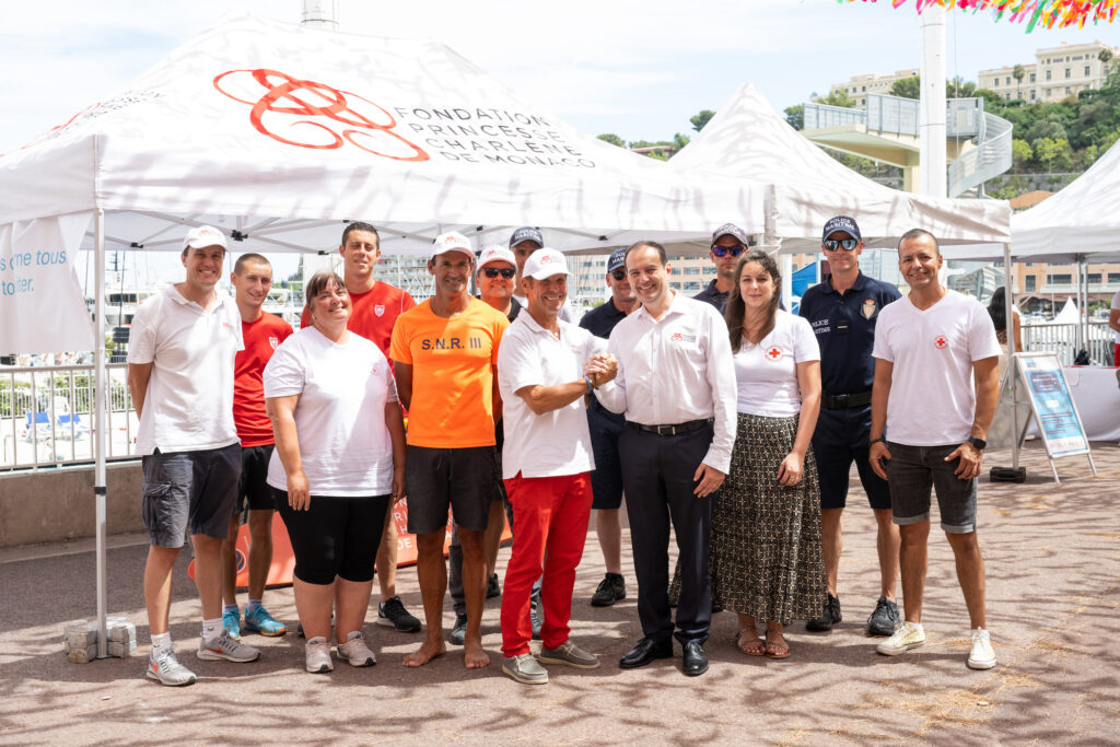 Allo Stadio Nautico Rainier II giornata contro l'annegamento con la fondazione Princesse charlene di Monaco