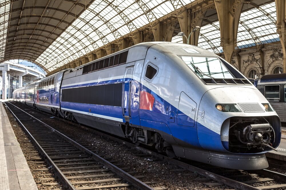 Luxe Pack 2023, salone del packaging che si tiene a Monaco ad ottobre affitta un treno per i congressisti da Parigi a Monaco per ridurre l'impronta carbonio