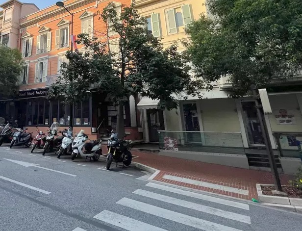 Circolazione difficile nel Principato di Monaco in avenue Prince Pierre e quartiere a causa di lavori