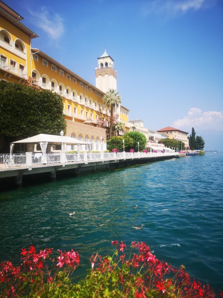 Il lago di Garda dove si trova il Vittoriale