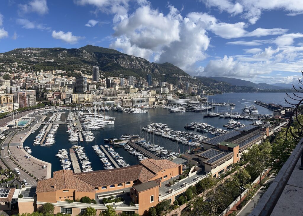 Guy Antognelli, Direttore della Direzione del Turismo e Congressi di Monaco ha reso noto il positivo andamento della stagione turistica estiva, per i mesi di luglio ed agosto 2023.