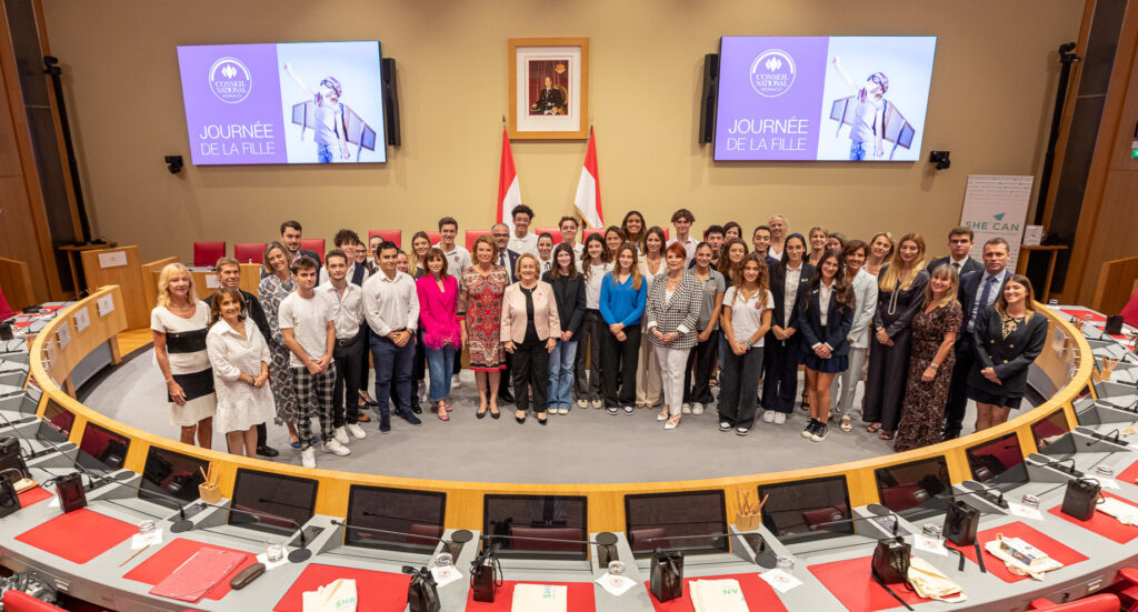 Per il settimo anno consecutivo, il Consiglio Nazionale e l'associazione She Can He Can hanno ricevuto un gruppo di ragazze e ragazzi del liceo di Monaco nell'occasione della Giornata Internazionale delle Bambine e delle Ragazze indetta dall'ONU nel 2011.