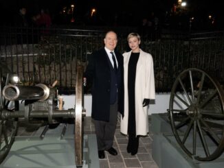 I Principi Alberto e Charlene assistono alla messa in funzione di due antichi cannoni al Fort Antoine