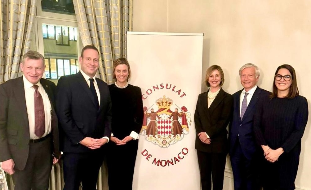 La cellula dell'attrativa del Principato di Monaco in visita ufficiale a Stoccolma in Svezia.