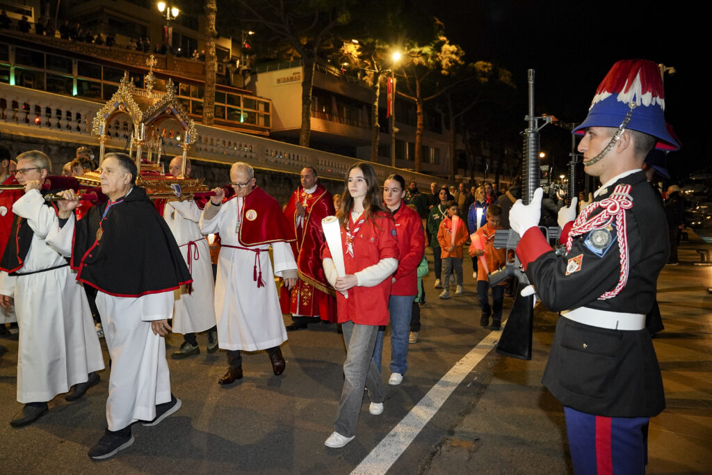 La processione per Santa Devota