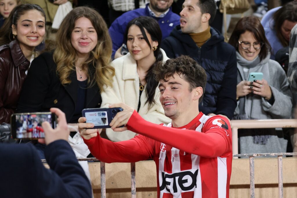 Charles Leclerc alla partita per Fight Aids Monaco