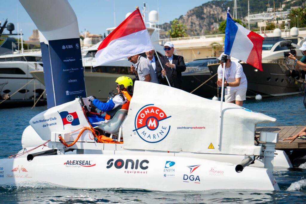 Il Principe Alberto II visita il Monaco Energy Boat Challenge