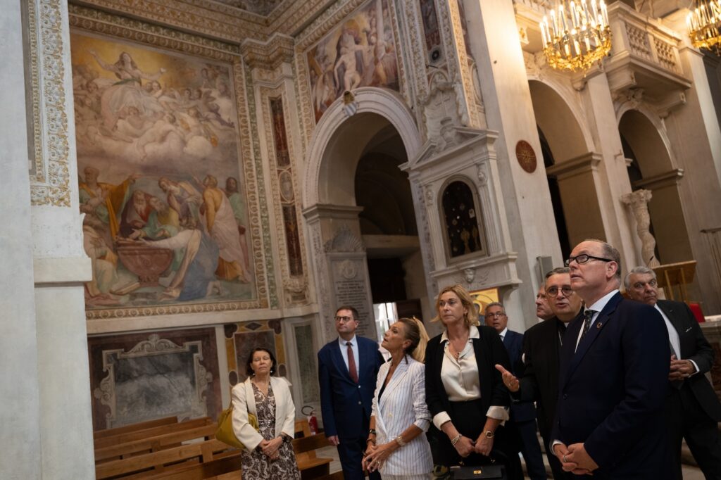 Visita a Roma per il Principe Alberto II du Monaco che ha visitato Trinità dei Monti