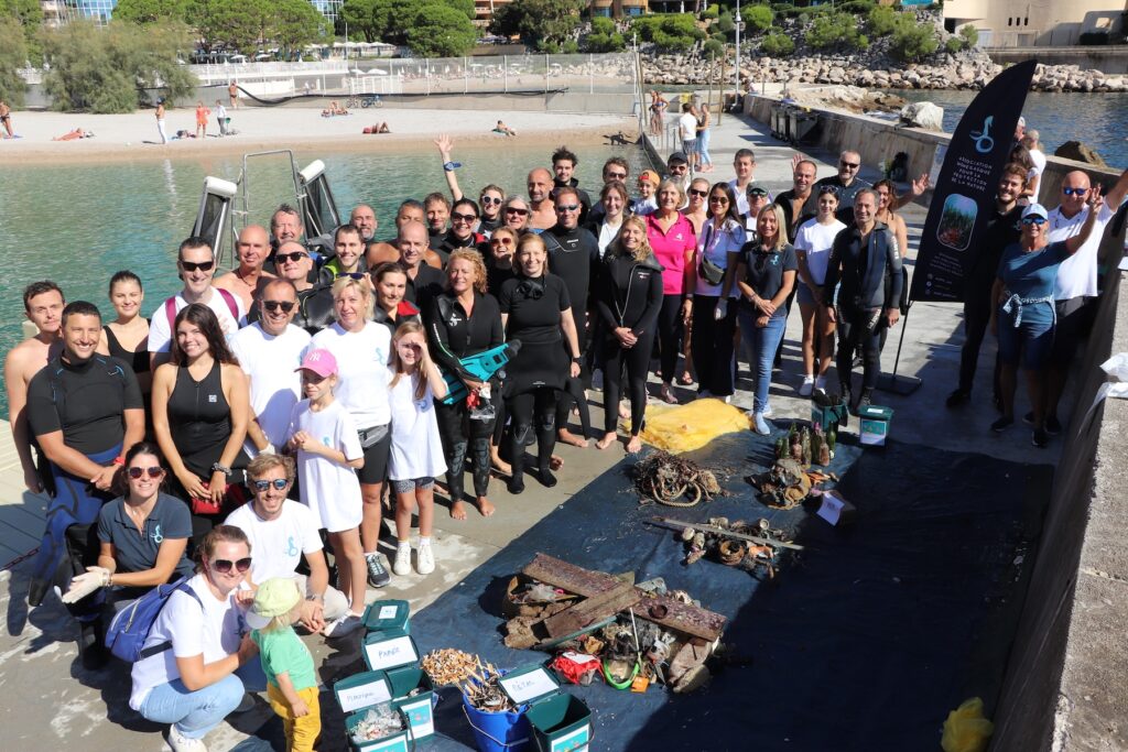 L'Association Monégasque pour la Protection de la Nature (AMPN) ha raccolto 95 Kg. i rifiuti sulla spiaggia e nel mare del Larvotto. 