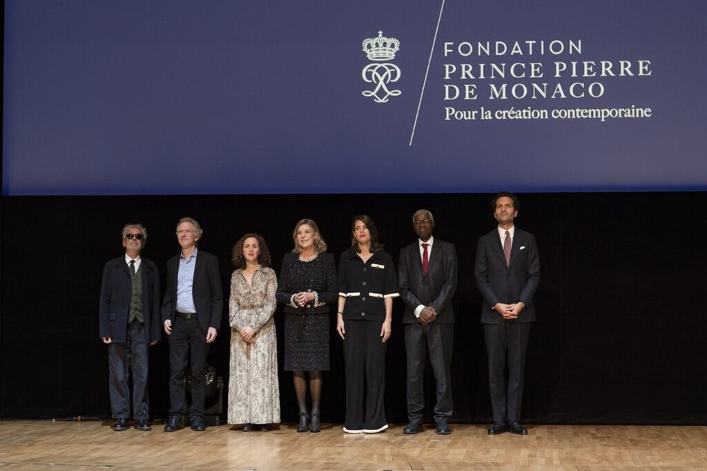  S.A.R. la Principessa di Hannover e Charlotte Casiraghi Presidente de Le Rencontres Philosophiques hanno consegnato i premi della Fondation Prince Pierre de Monaco