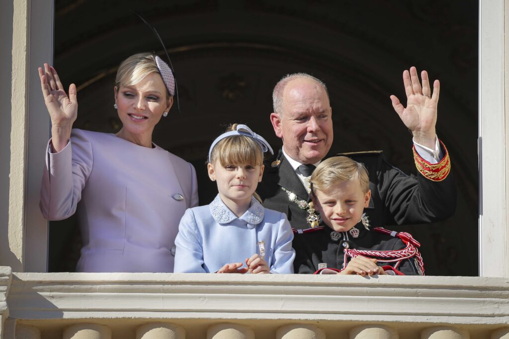 Celebrata la Festa Nazionale di monaco, il Principe Alberto II, la Principessa Charlene, i figli Gabriella e Jacques protagonisti di una splendida giornata