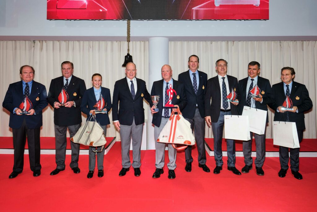 Yacht Clum di Monaco Awards 2024, premiati i migliori velisti. Velista dell'anno Graeme Peterson