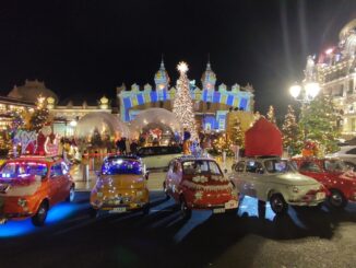 Questo venerdì 20 dicembre alle ore 18h30, partenza delle Fiat 500 dall'Eliporto di Monaco a Fontvieille per la consueta parata natalizia. Arrivo sulla piazza del Casinò alle 19h30