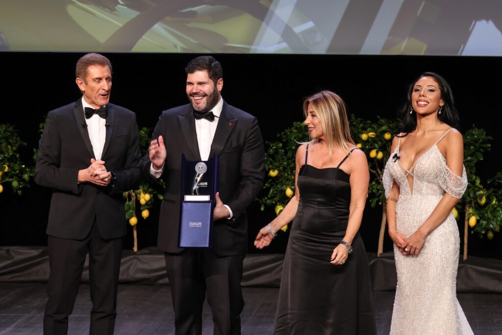 Ezio Greggio, Salvatore Esposito premiato dall'Ambasciatore d'Italia a Monaco Manuela Ruosi