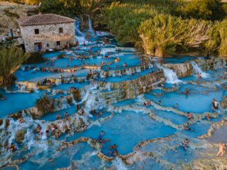 Saturnia e le sue terme: un'oasi di benessere nella maremma Toscana